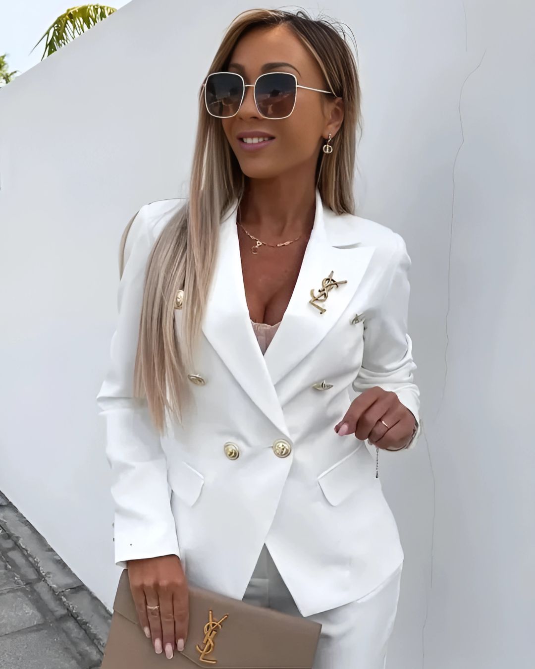 Amaris – Refined Double-Breasted Suit