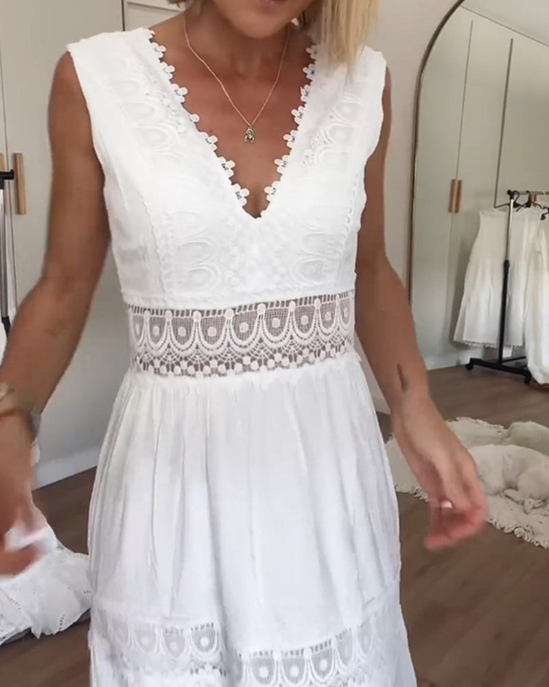 Brianna - Elegant classic dress for women with deep V-neck