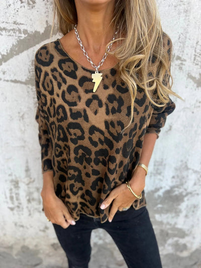 Emilia – Leopard Print Crew Neck Blouse