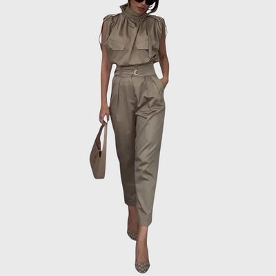 Valeria – Elegant Sleeveless Jumpsuit for Summer