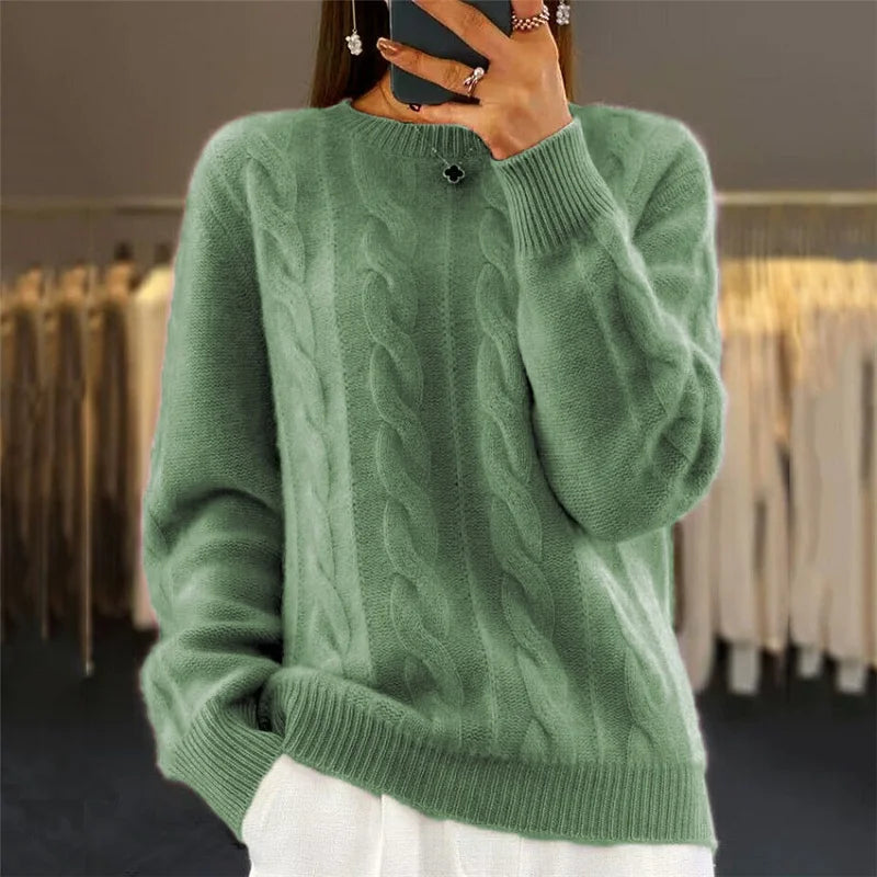 Ravella – Cozy Knitted Sweater
