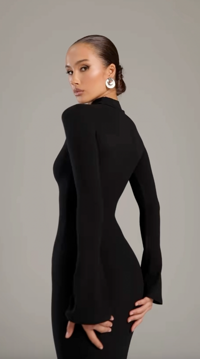 Sigourney｜Turtleneck Maxi Dress