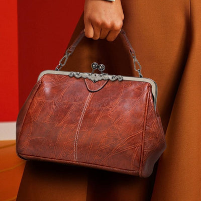 Mila | Timeless vintage bag with elegant flap closure